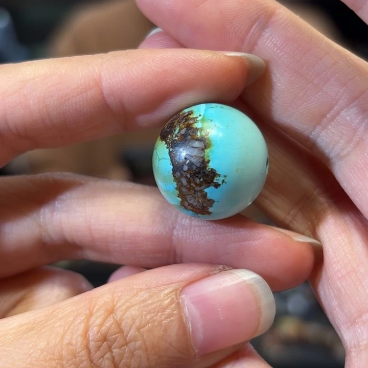 绿松石未镶嵌颈饰绿松石