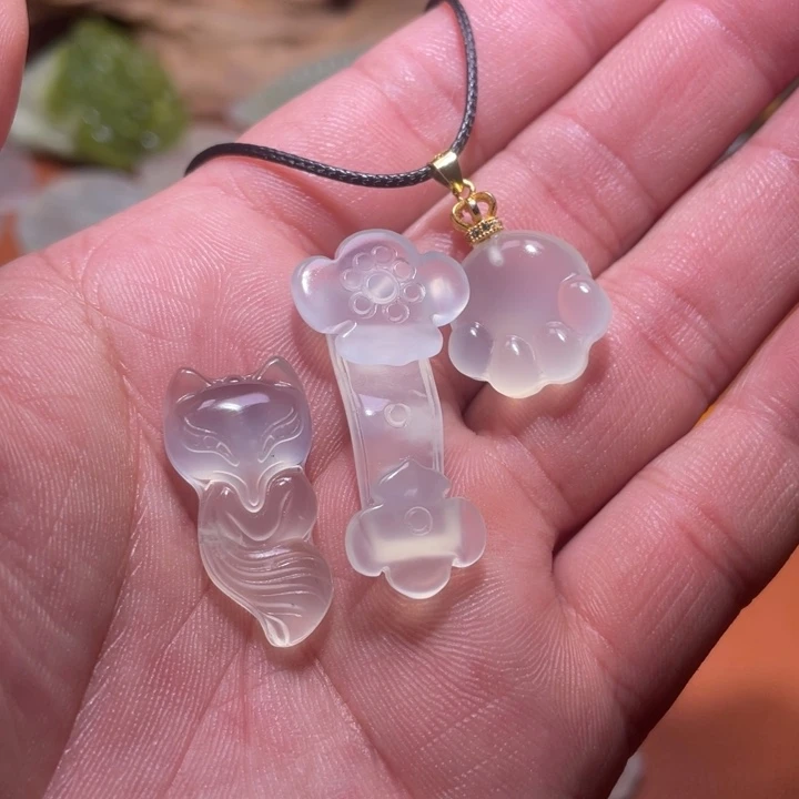 蛇纹石玉颈饰未镶嵌佑*