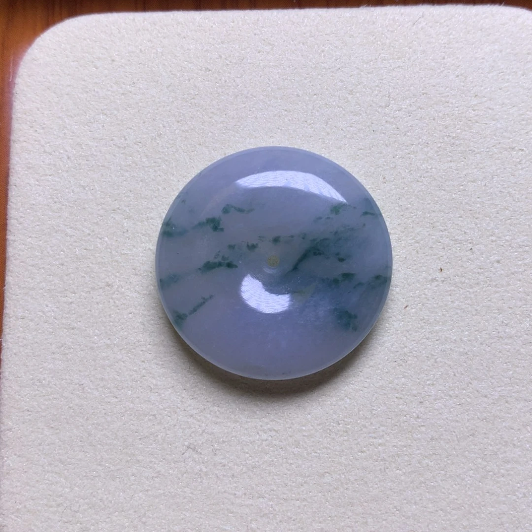 翡翠未镶嵌颈饰平安扣