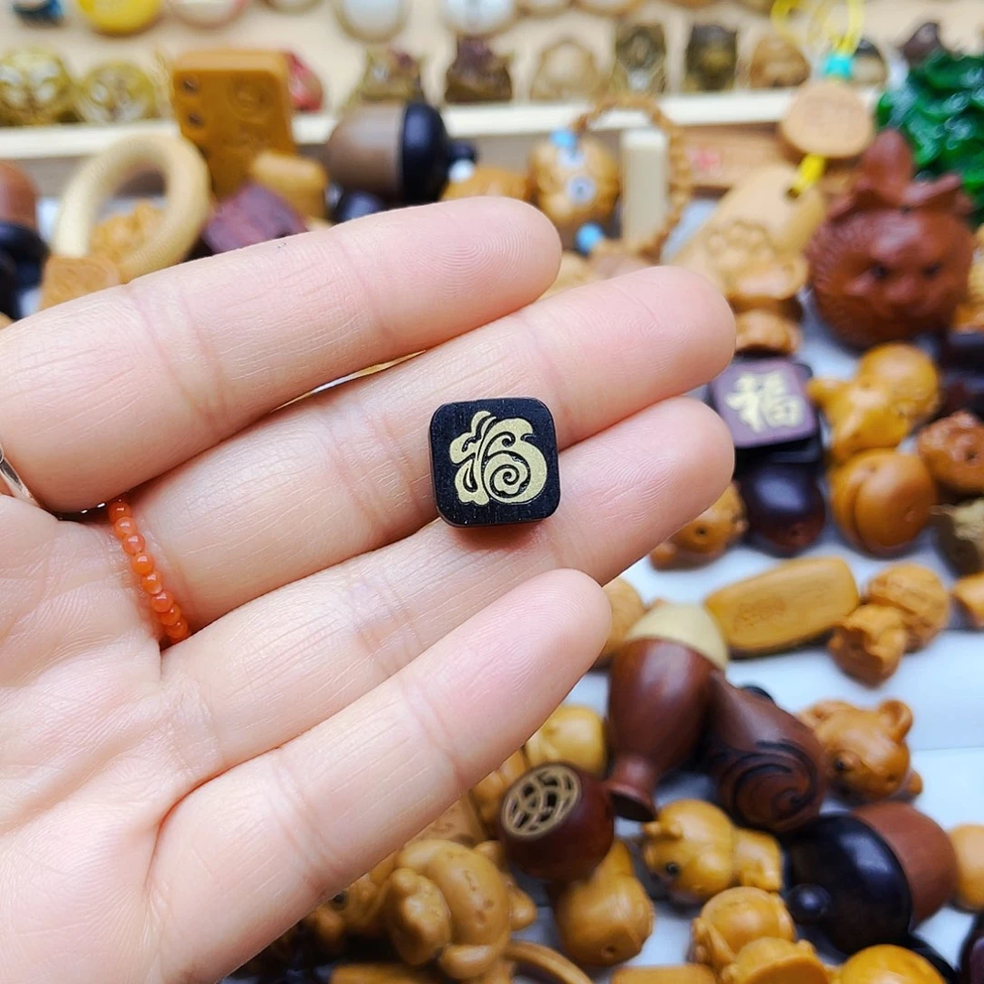 桃核吊坠手工雕刻配饰