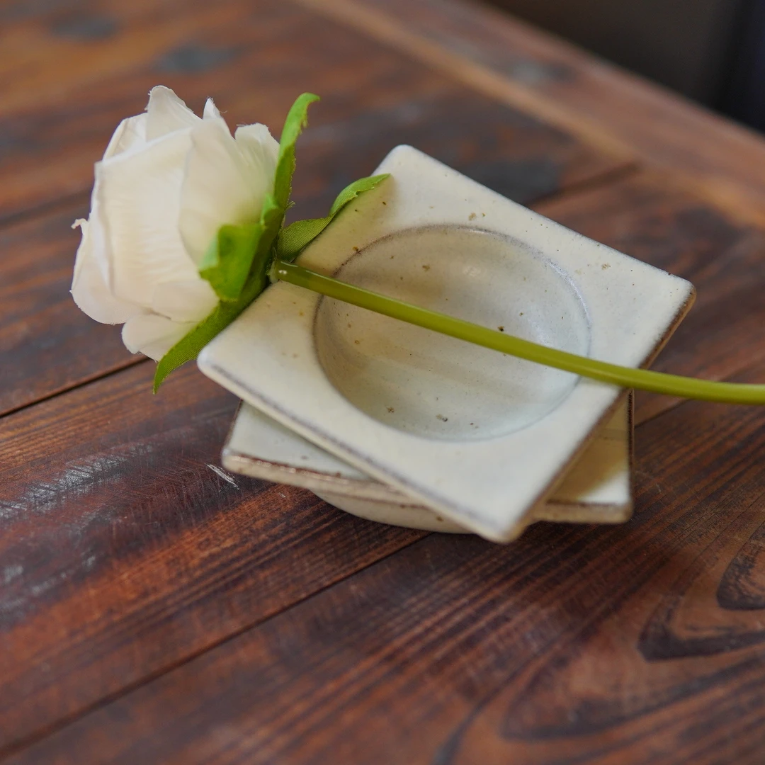 韩式正方味碟 9cm LGD017