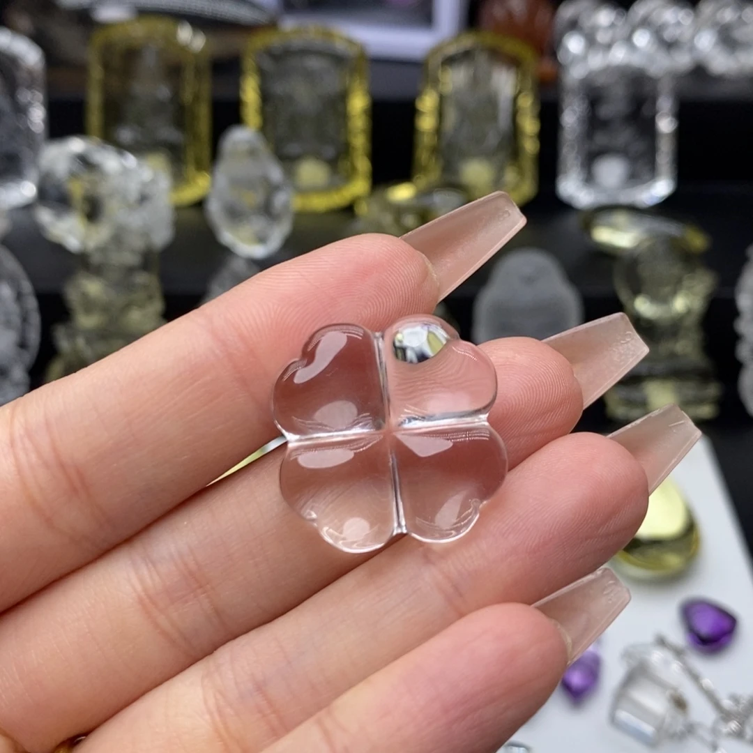 水晶未镶嵌颈饰四叶草项链