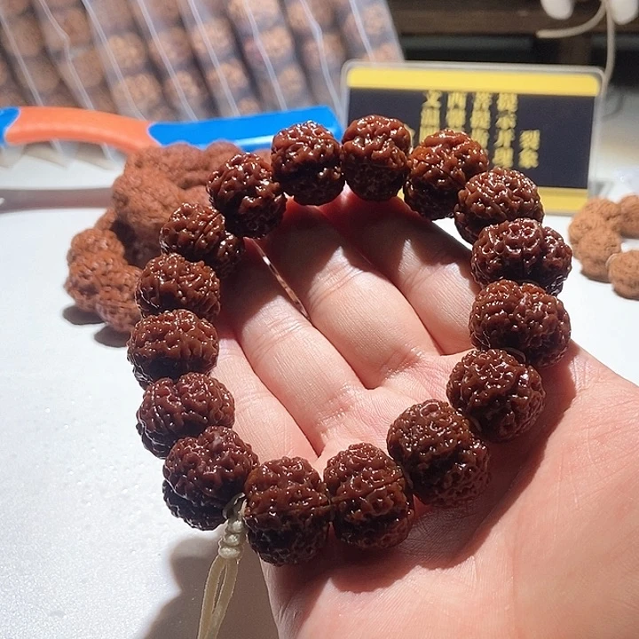 金刚菩提吊坠矮桩纽扣蜂窝双龙梅花21mm