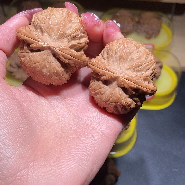 吊坠文玩核桃45麒麟纹