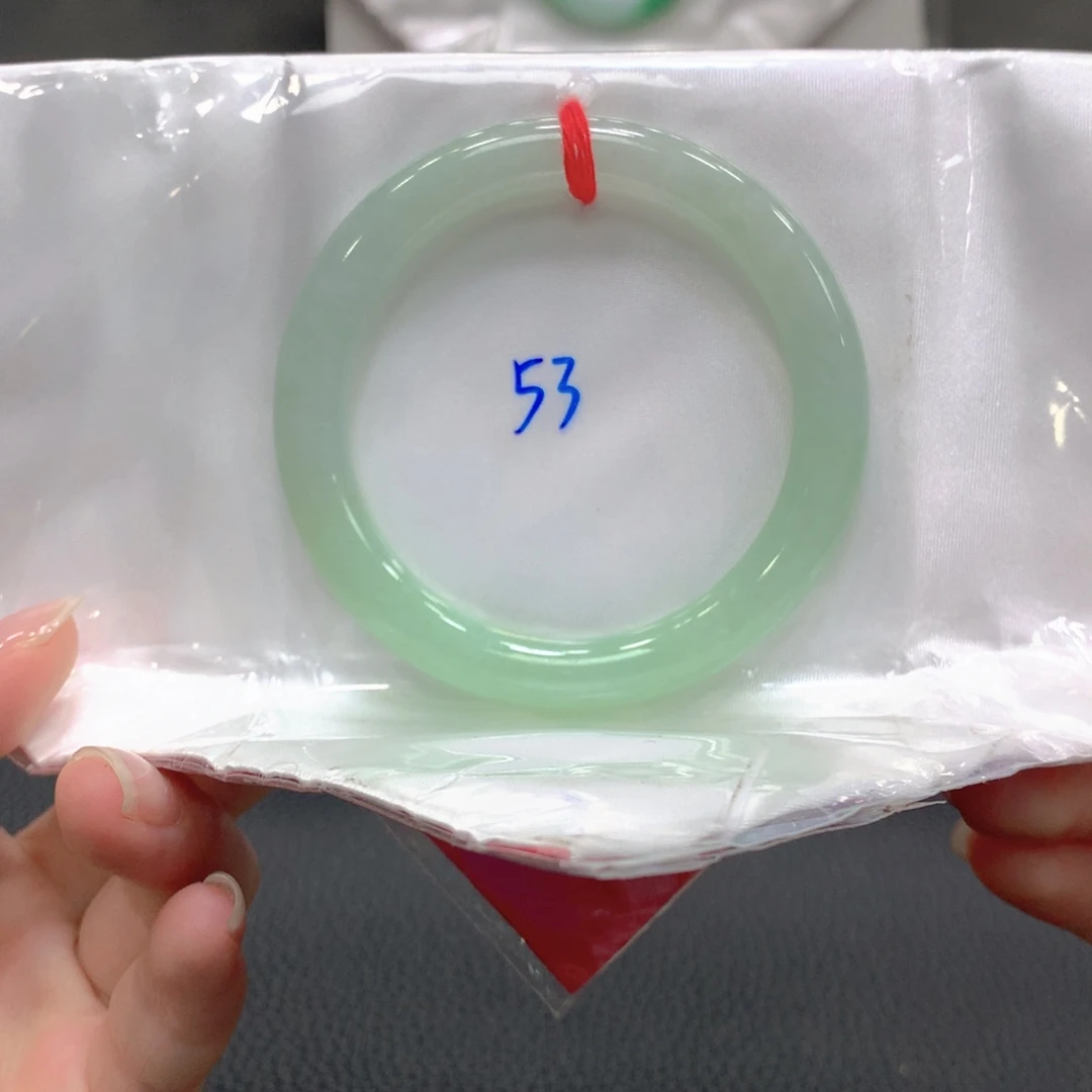 翡翠未镶嵌手镯6号