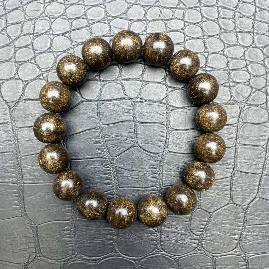 [老三甄选]文玩沉香A381