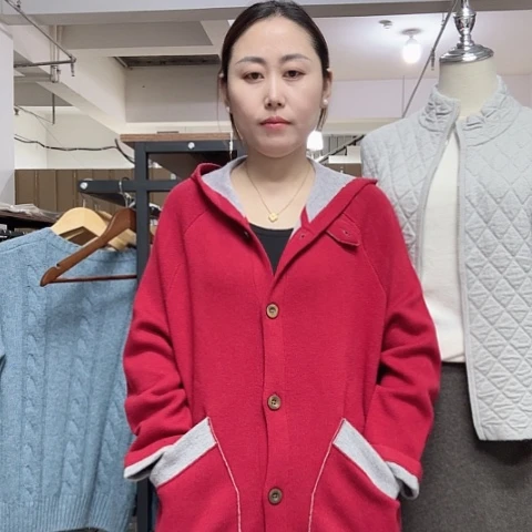 羊绒空气层精仿大衣