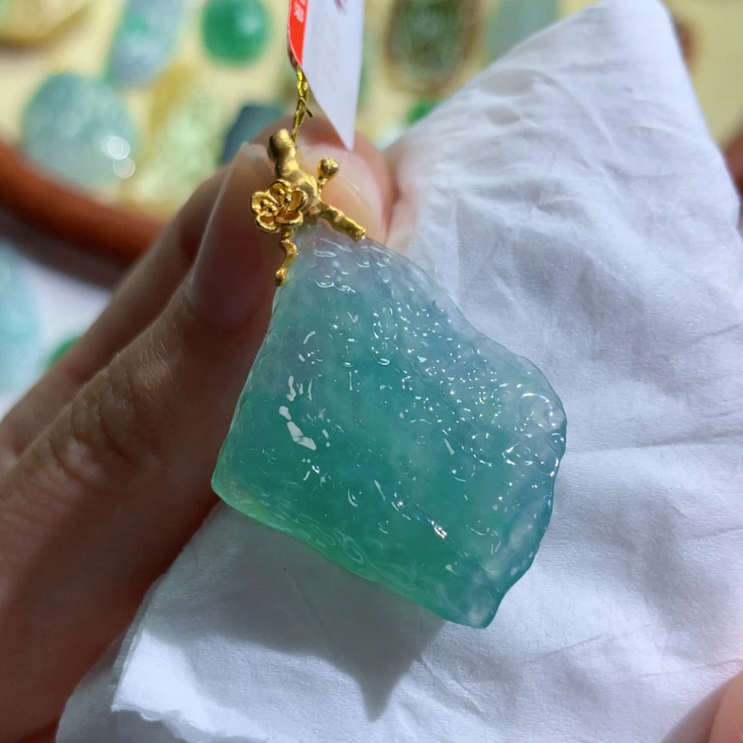 【闪购商品】翡翠未镶嵌吊坠(不含链)