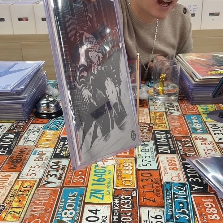 纸绝对蝙蝠侠第一期全图泊闪