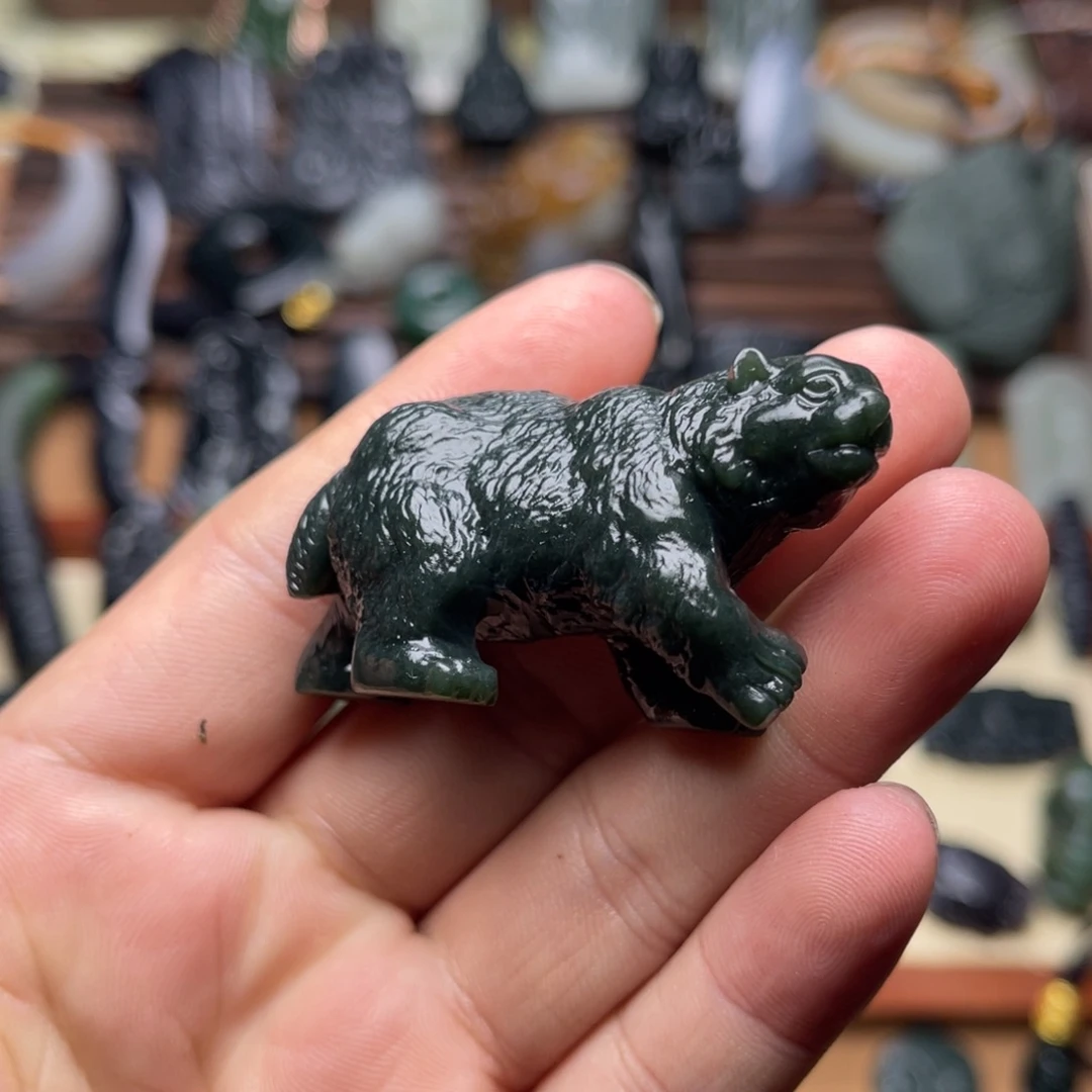 和田玉未镶嵌挂件