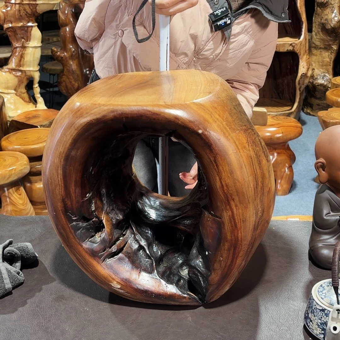 香樟木风化凳36-27-34