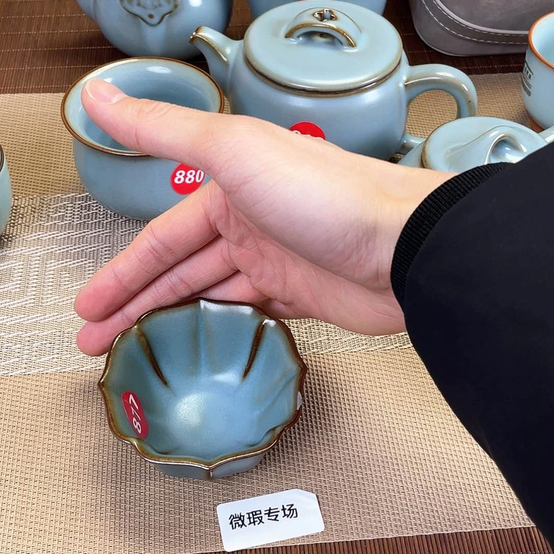 瓷片。。。。。。。。。。。。。。。。。