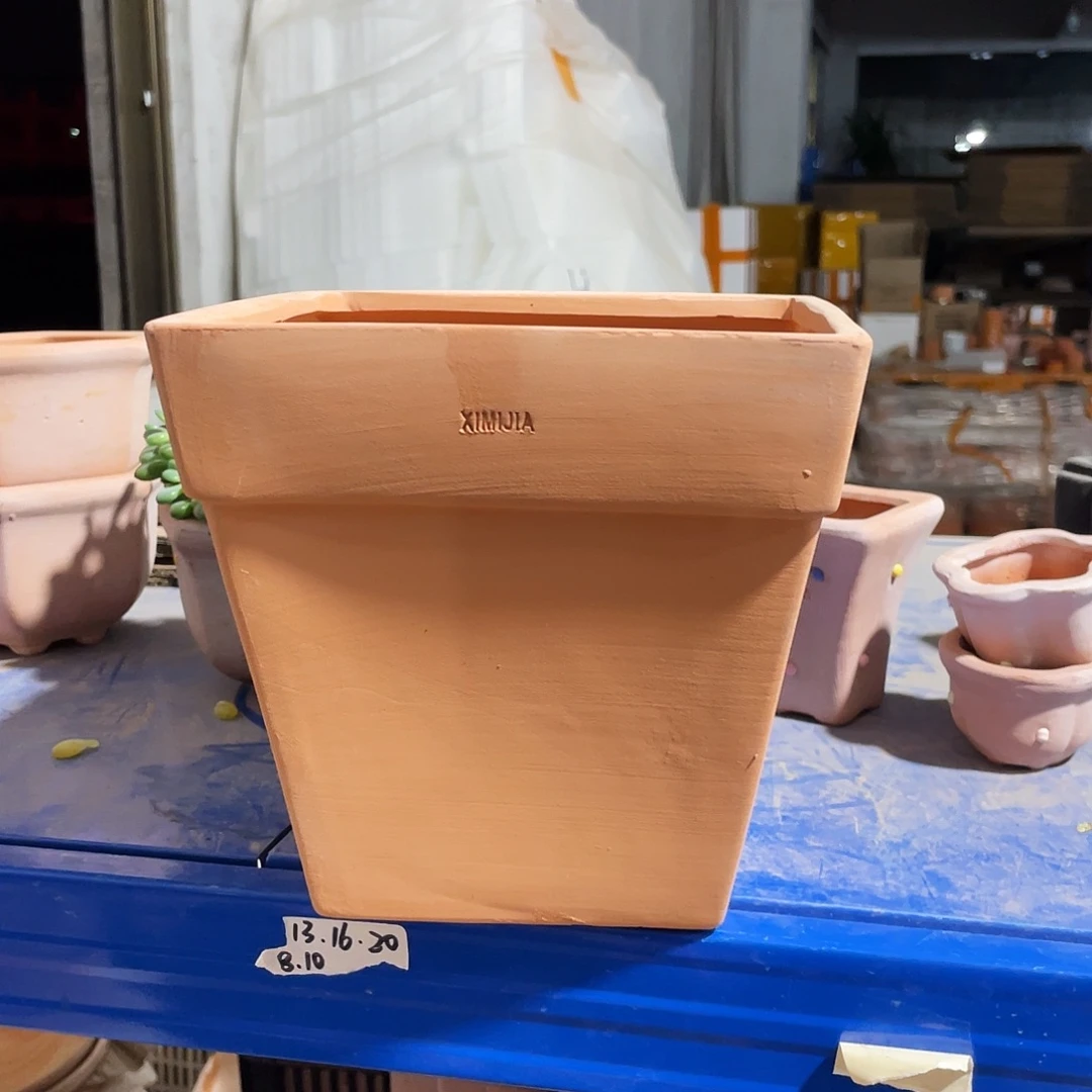 口19×18       红陶发1