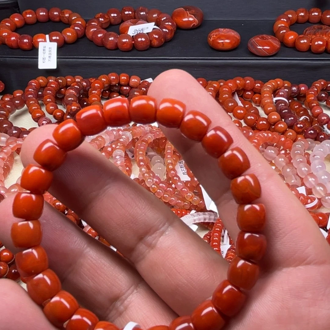 南红玛瑙未镶嵌手链