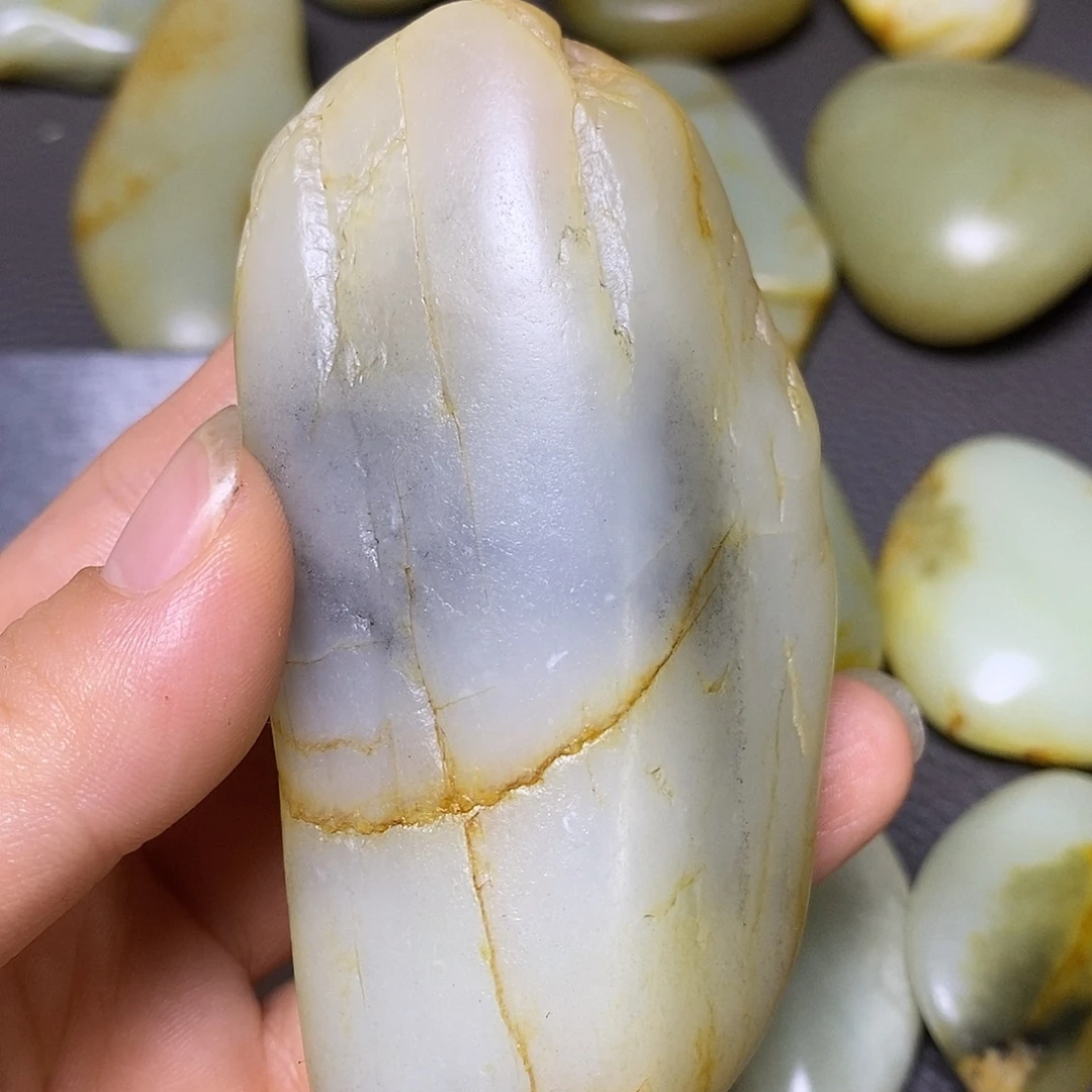 未镶嵌和田玉（糖玉）挂件