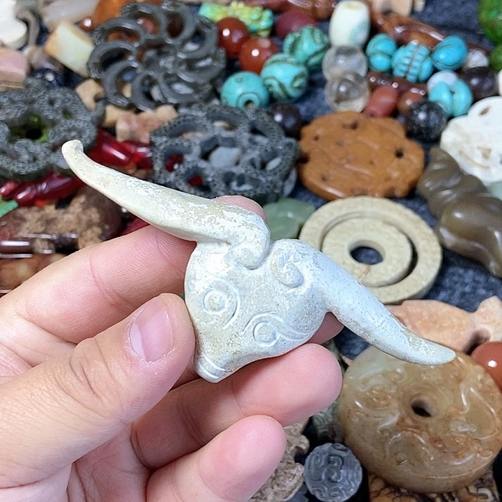 和田玉未镶嵌颈饰65