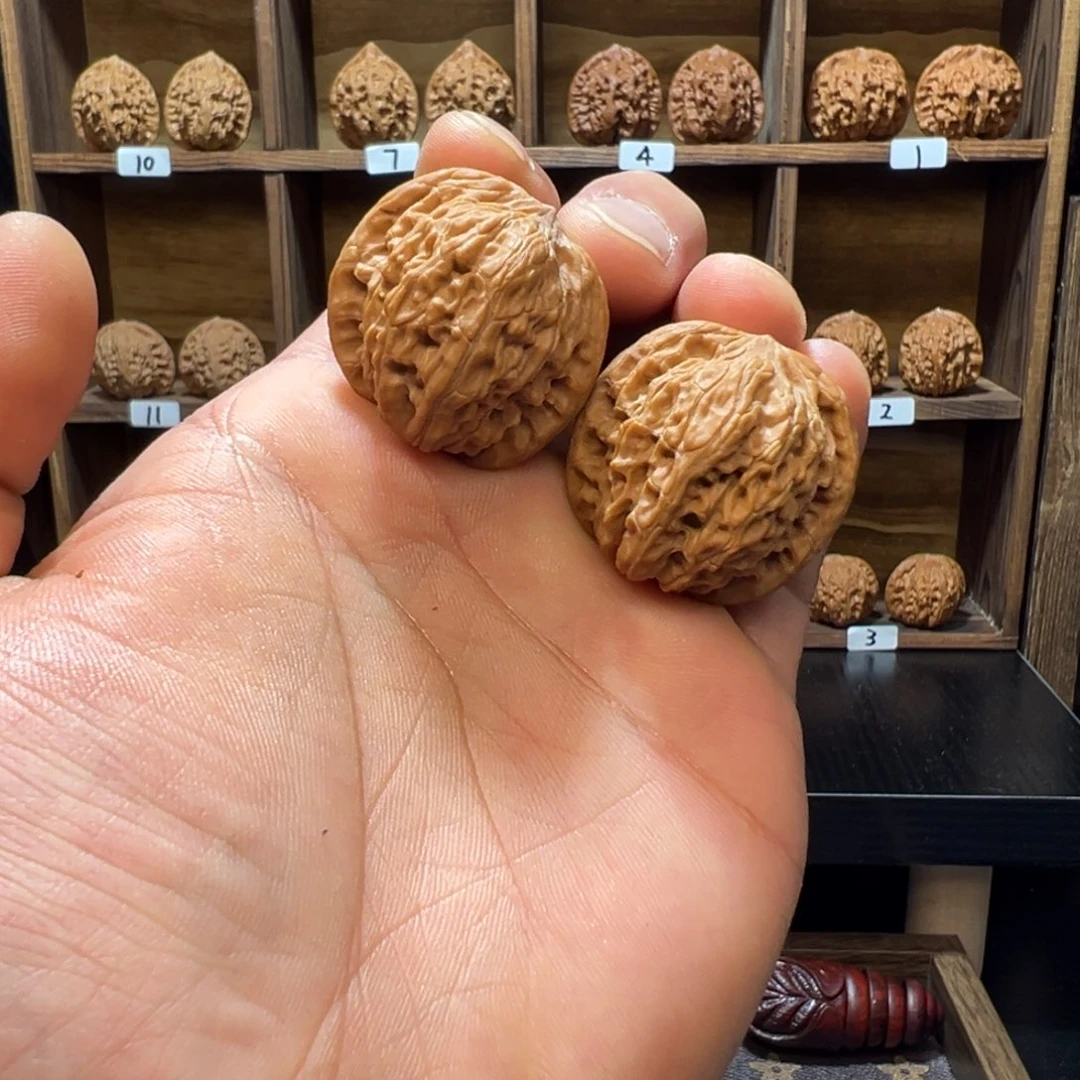 文玩核桃把件石子磨