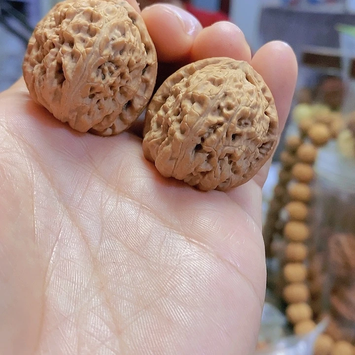 【闪购商品】文玩核桃把件31.5白狮子迷你