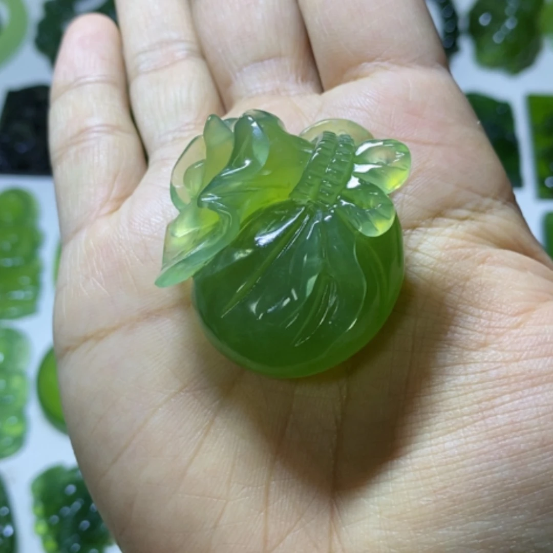 【闪购商品】未镶嵌蛇纹石玉颈饰