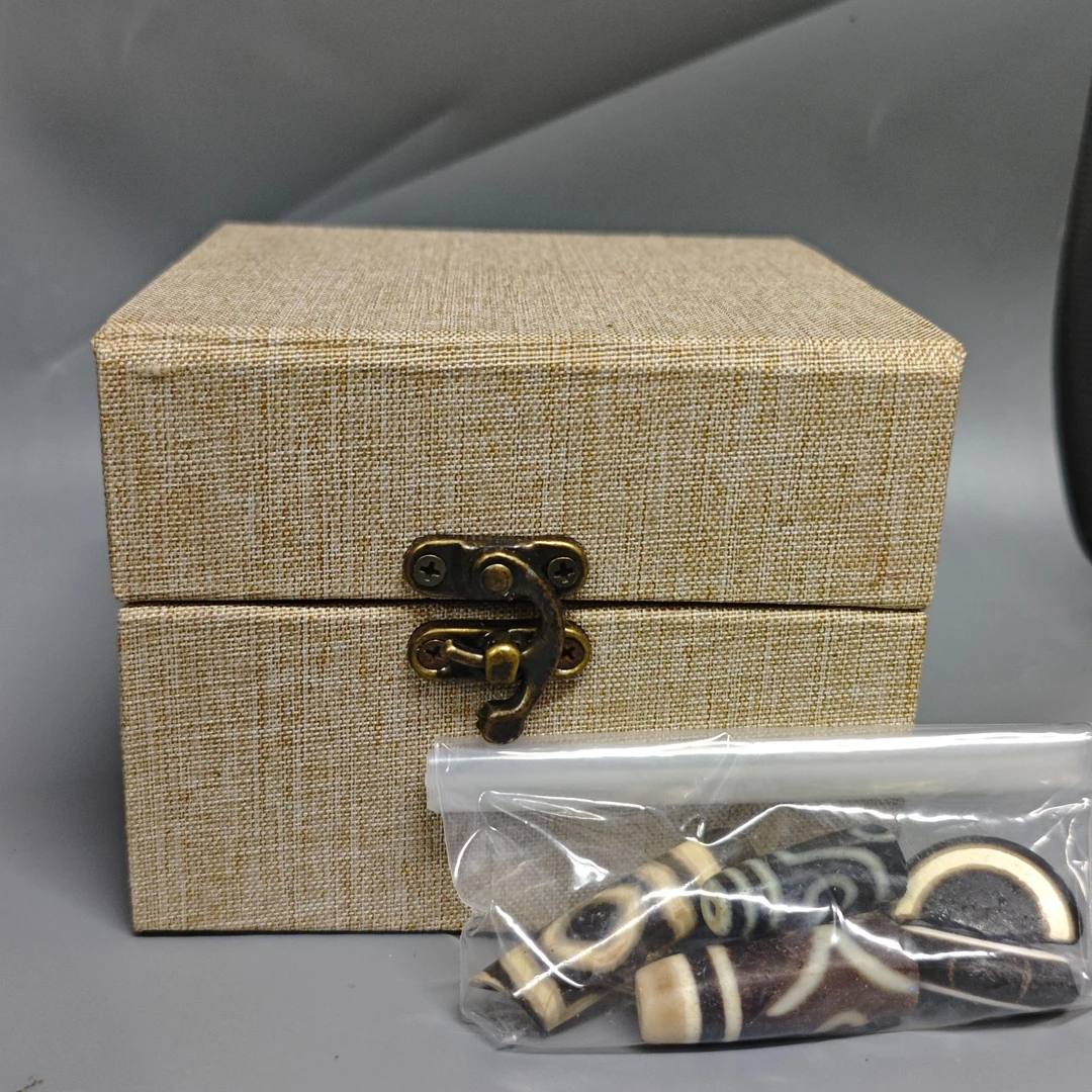 残缺的玉叫王！可叹可惜！福利！天珠礼盒！多样性发货（每盒五颗