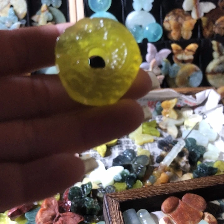 岫玉未镶嵌岫玉挂件