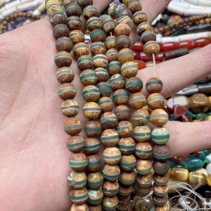 玛瑙/玉髓合金珠宝半成品一条8mm绿一线