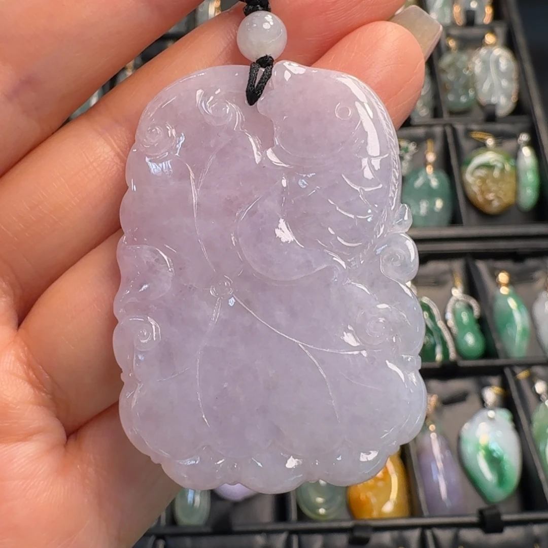 翡翠未镶嵌颈饰荷叶鱼