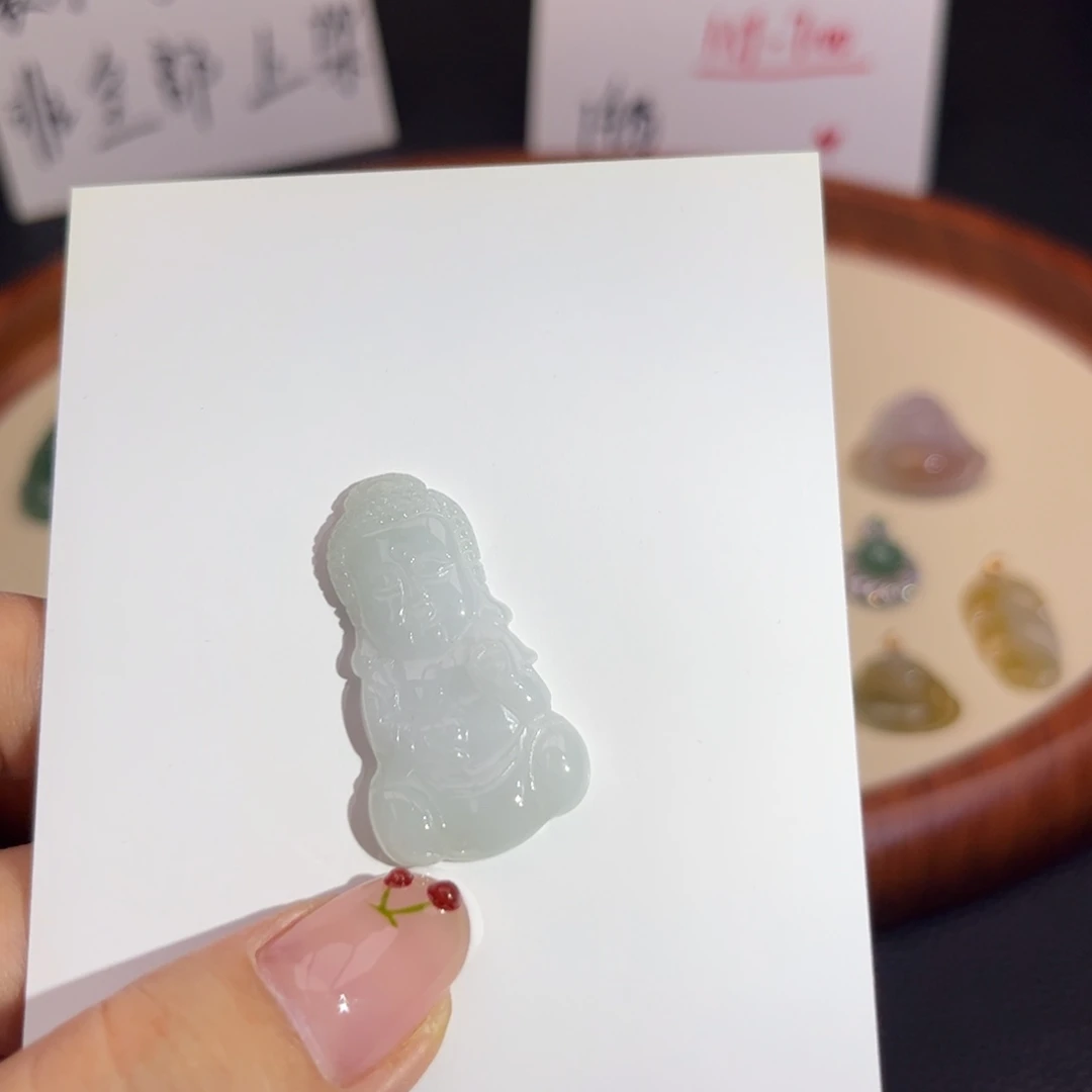 翡翠未镶嵌颈饰宝宝佛