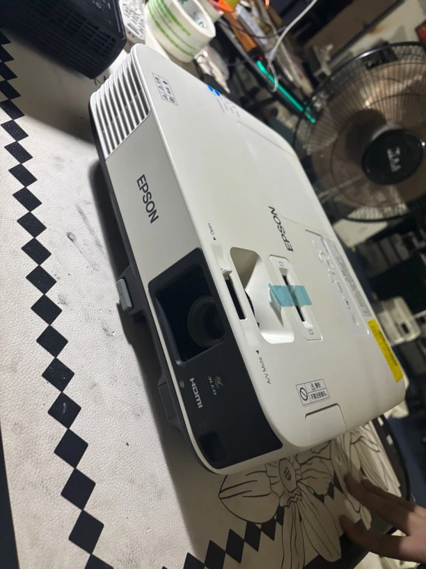 9新  二手 4200流明爱普生投影仪  运费自理