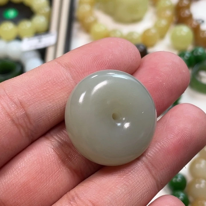 未镶嵌手串和田玉