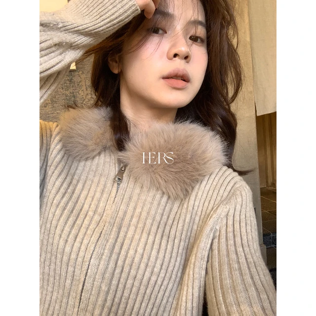 Hers十三行冬上新大毛领简约日常复古毛毛领拉链保暖毛衣女