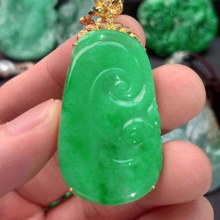 翡翠18K金镶嵌吊坠(不含链)