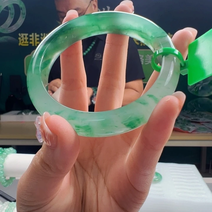 石英质玉手镯合金