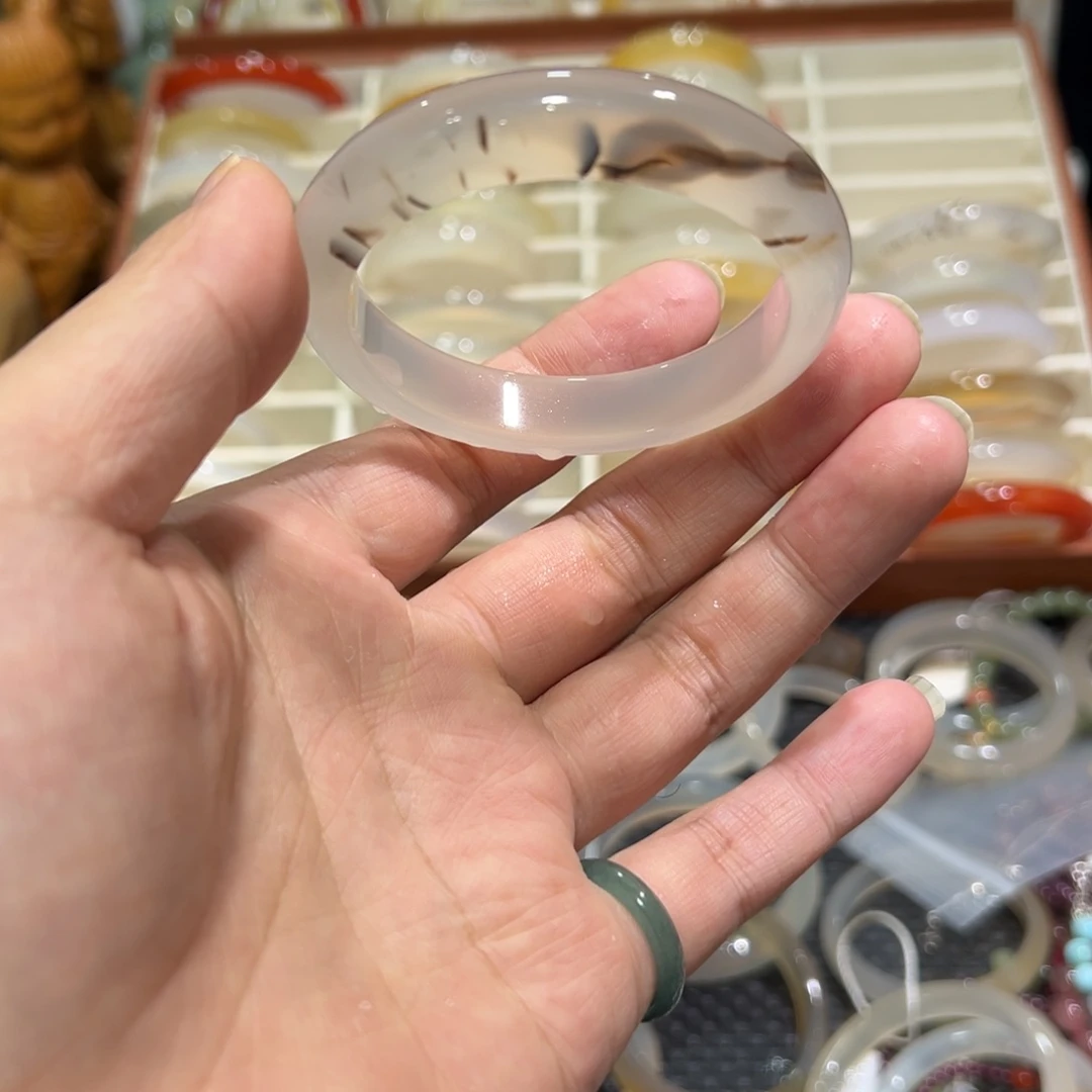 玛瑙/玉髓未镶嵌手镯5354圈4.7