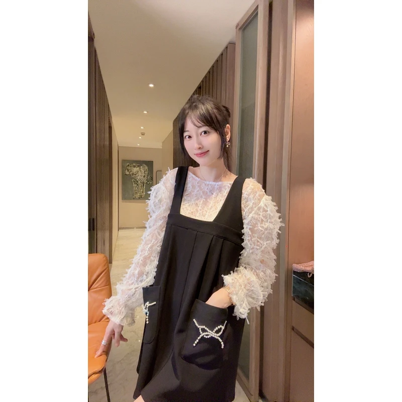 【张静芝】钉珠蝴蝶结口袋背带连衣裙