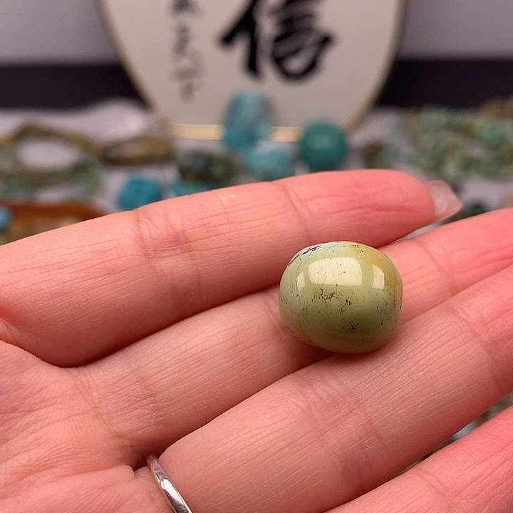 绿松石未镶嵌扣子