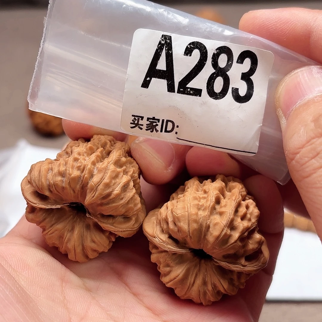 文玩核桃把件38凹底283