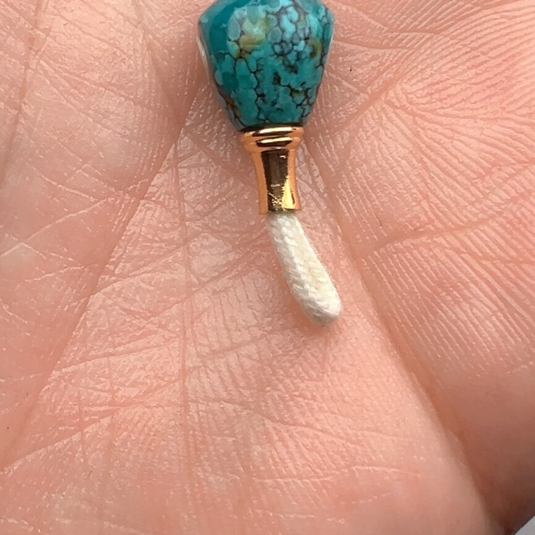 牛***哈绿松石未镶嵌颈饰