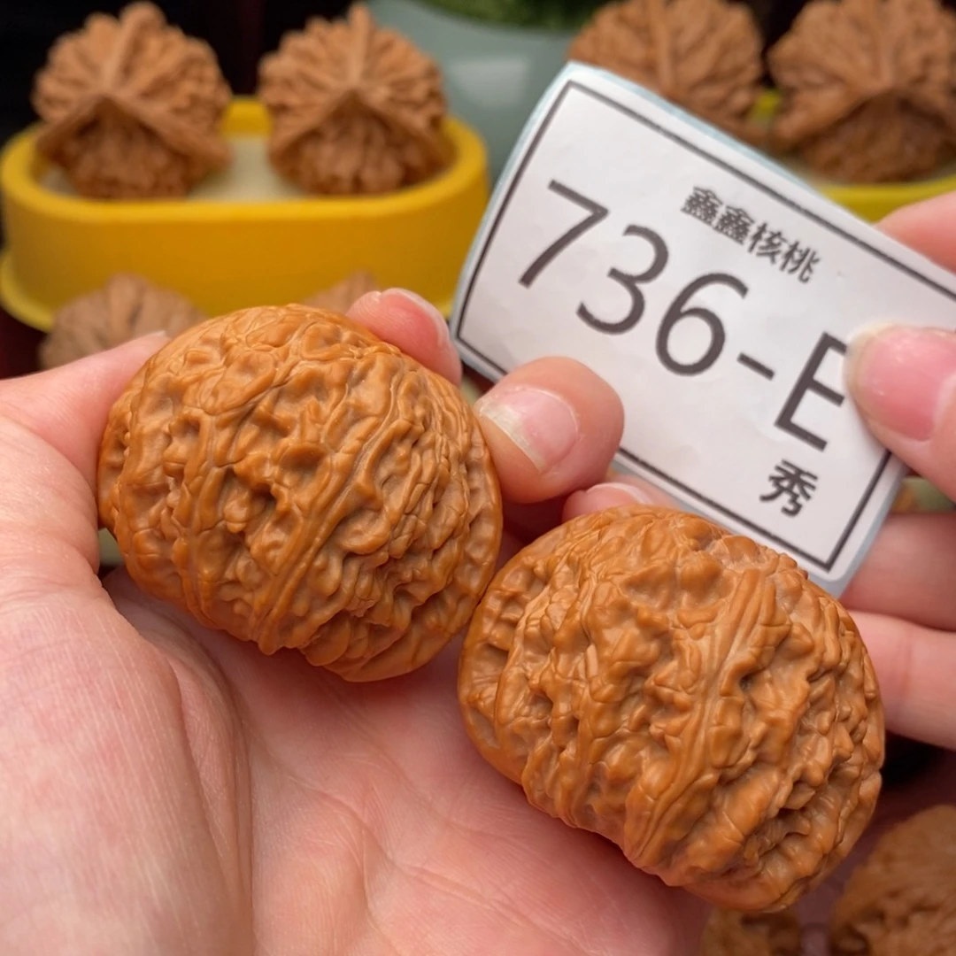 文玩核桃把件白狮43