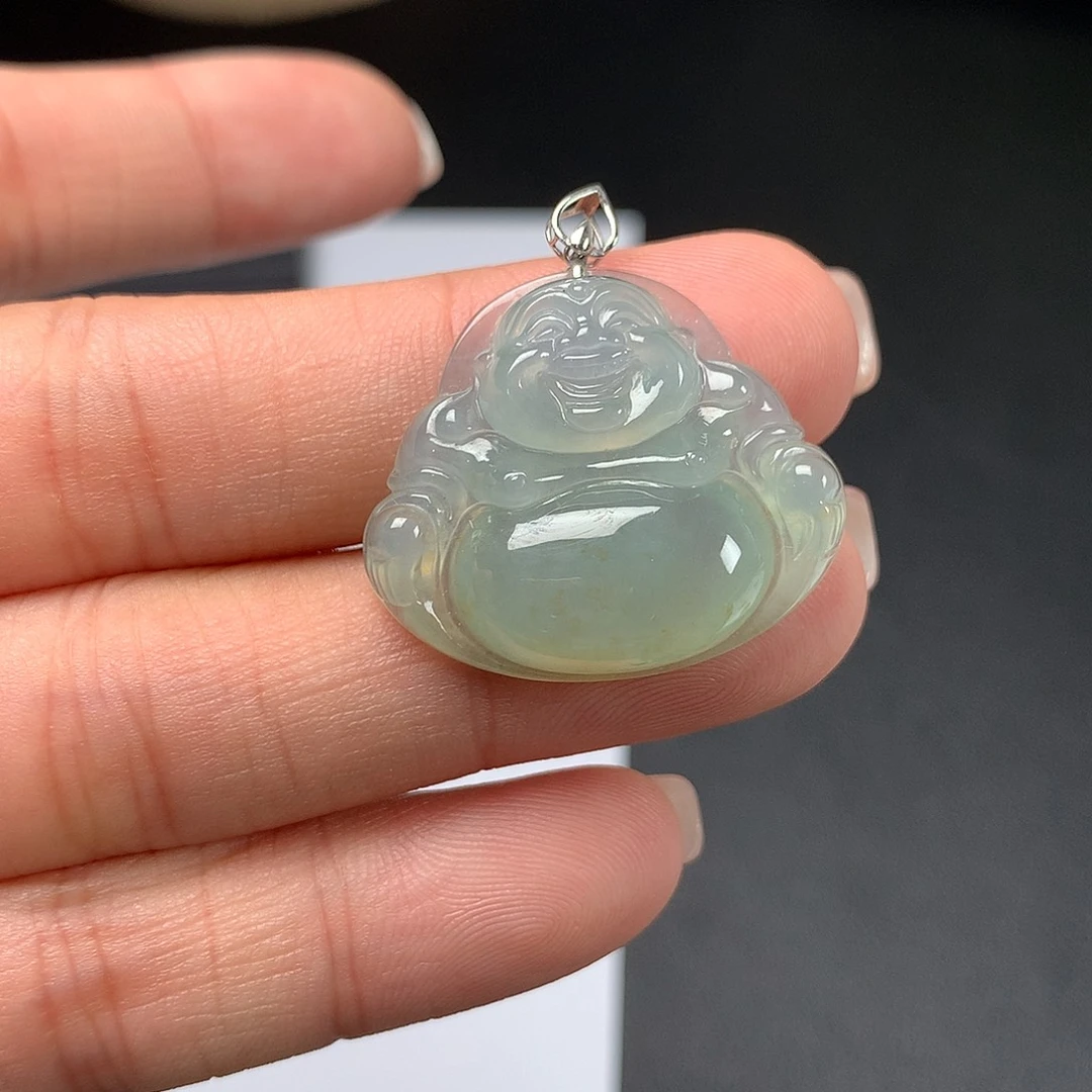 翡翠18K金镶嵌颈饰佛公