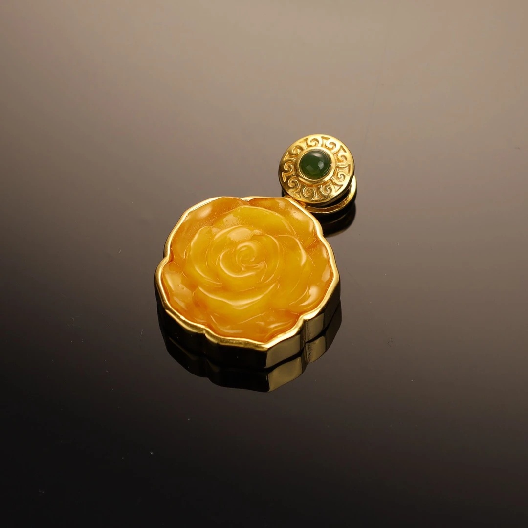 【心如珠宝精品店】蜜蜡玫瑰吊坠250220044434