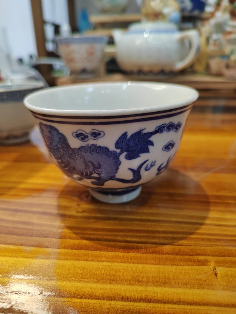 景德镇陶瓷青花双狮中杯