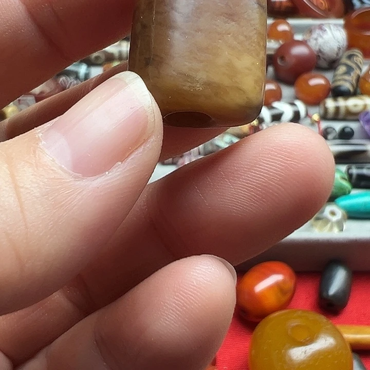 玛瑙/玉髓合金颈饰