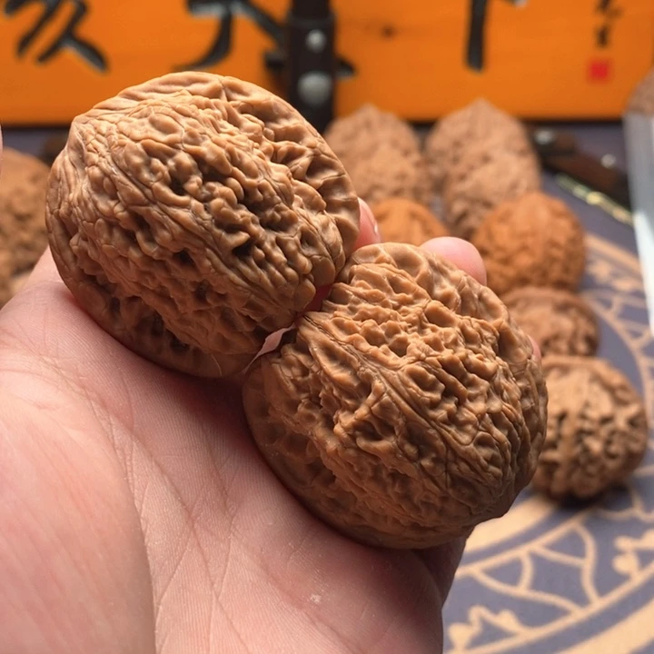 陌***%桃核把件文玩核桃秀球41