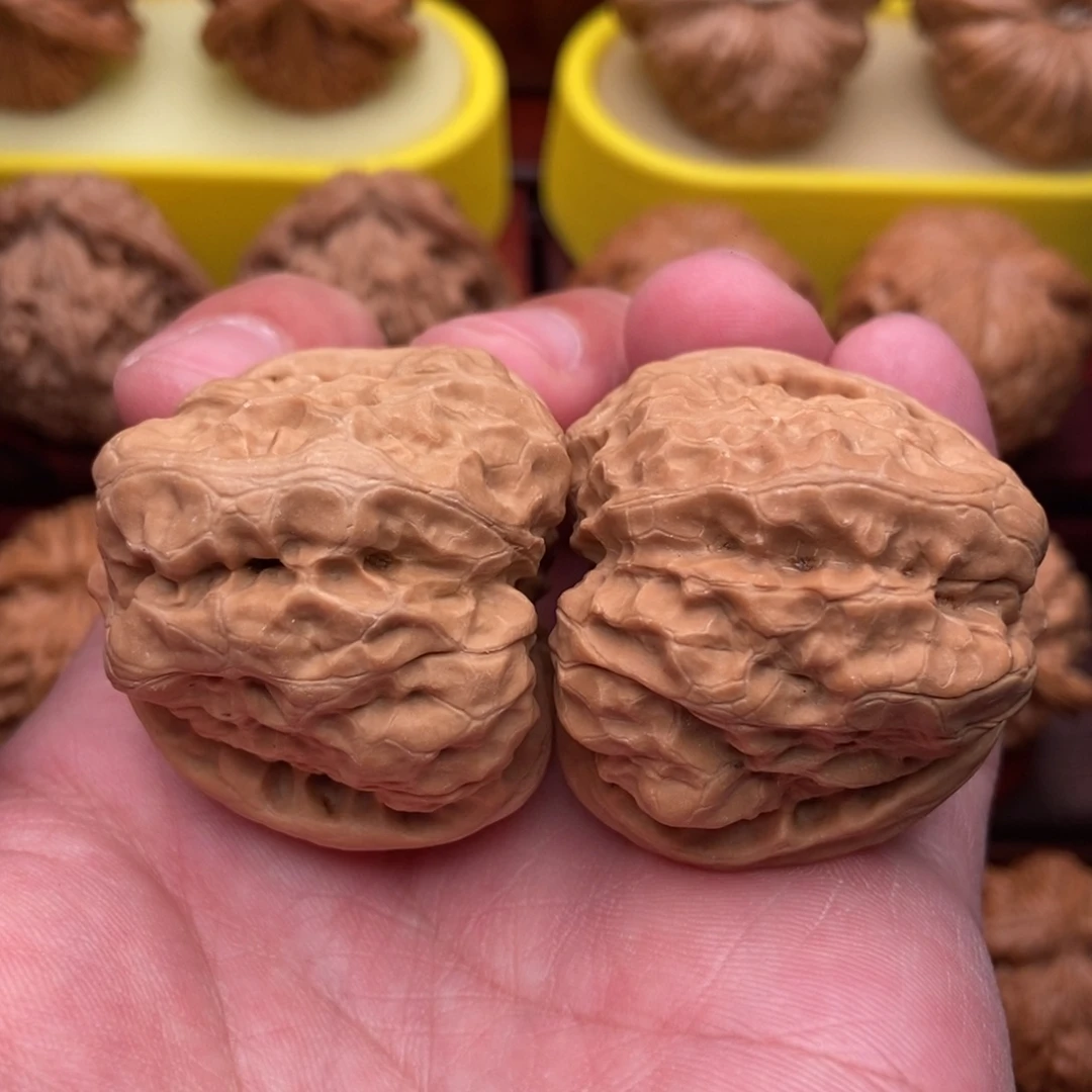 文玩核桃把件精品四开背暴力肌肉蛙40