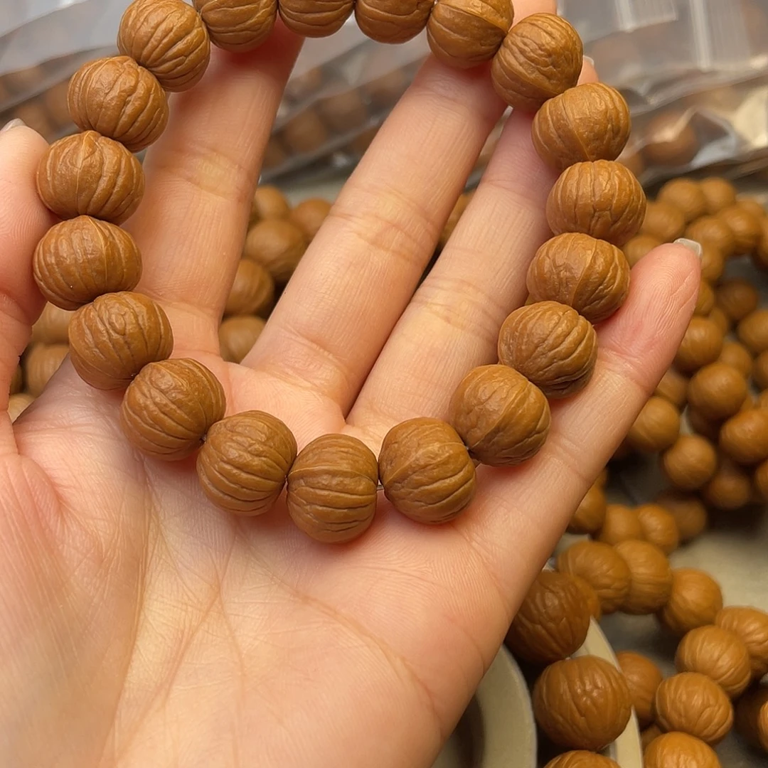 猴头核桃手串南瓜微打底