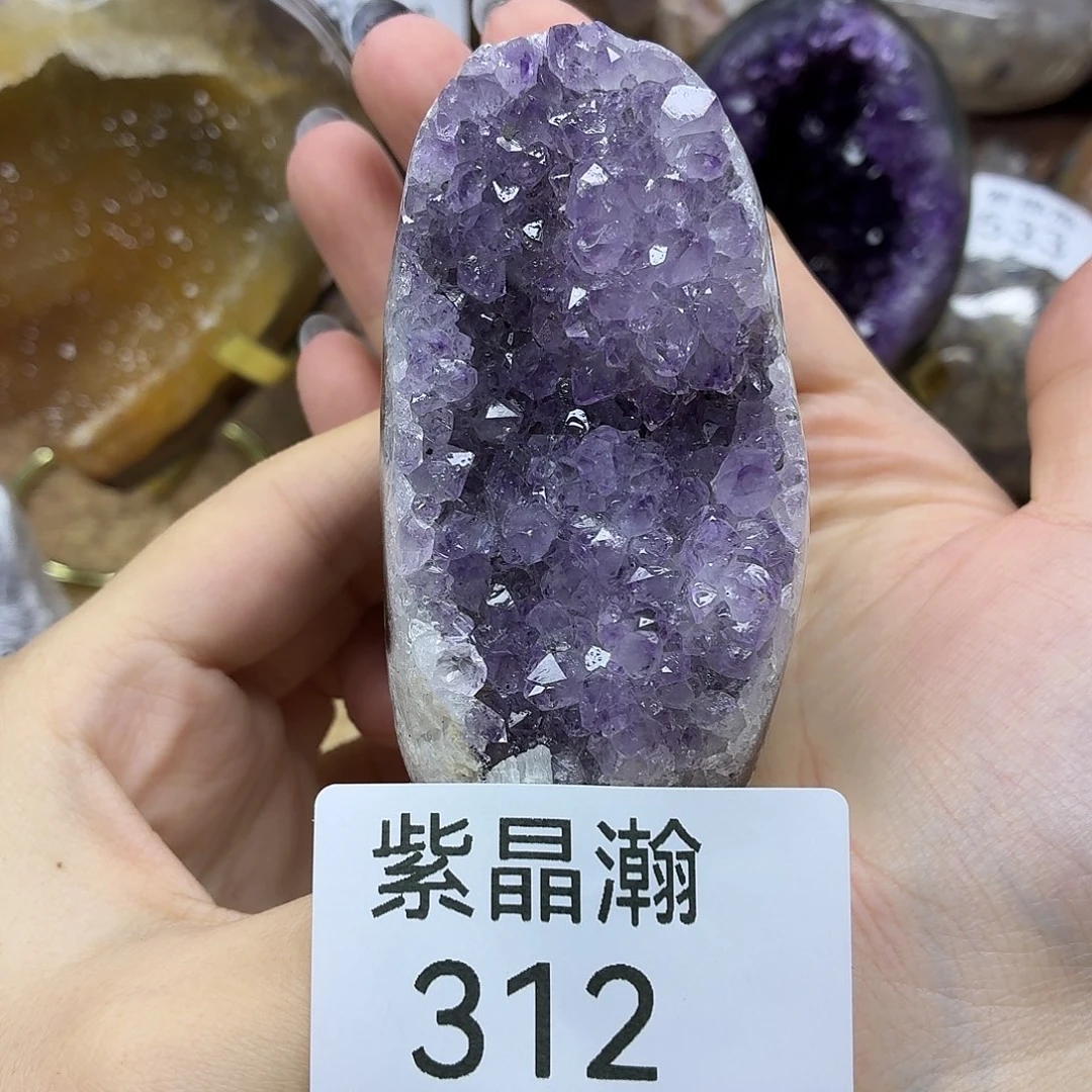 未镶嵌水晶大型摆件（非配饰）