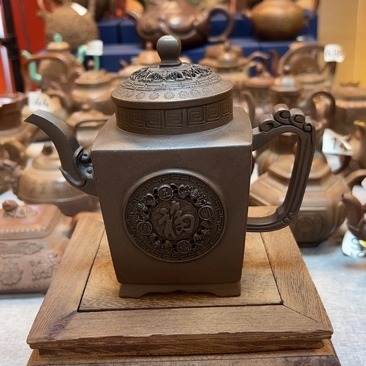 紫砂壶等艺术精品