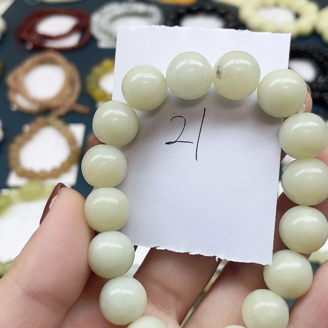 未镶嵌蛇纹石玉手串