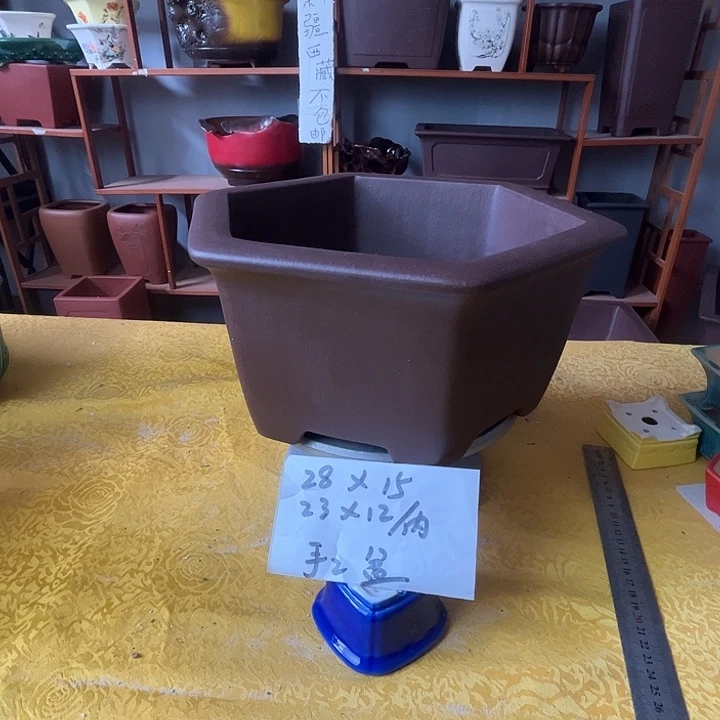 紫砂花盆紫砂花盆